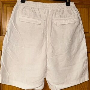 Zara Small Linen Blend Short